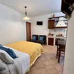 Monolocale Da Mariolina Appartement Macari